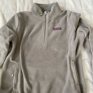 Fleece vineyard vines sweatshirt